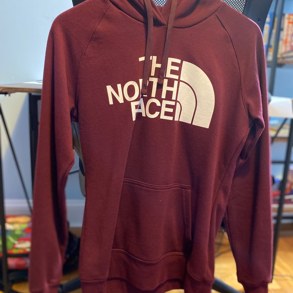 The North Face Women's Half Dome Logo Hoodie